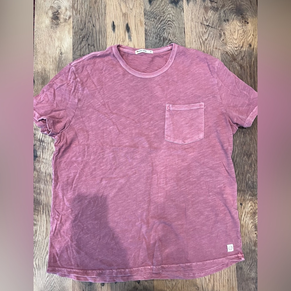 Marine Layer Short Sleeve Pocket Tee in Faded Mauve Pink
